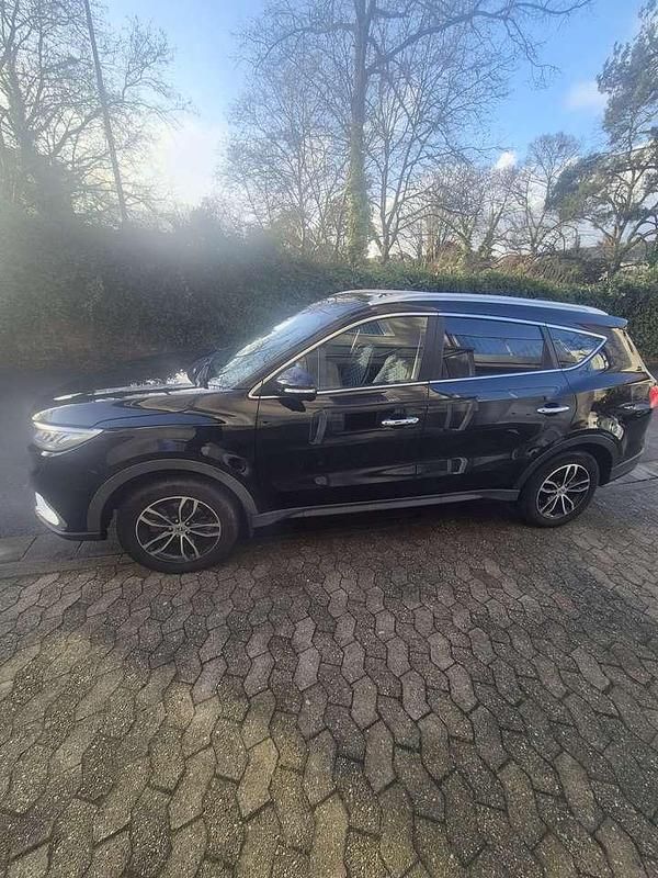 Gebraucht DFSK Fengon 145 PS (106 kW) 2024 SUV