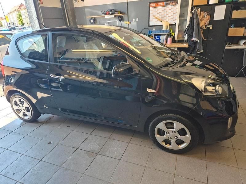 Schwarz Gebraucht 2012 Kia Picanto Attract Kleinwagen | 2.999 € (Guter Preis) - Bild 1/4