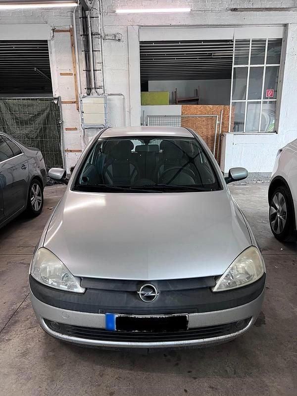 Gebraucht Opel Corsa Comfort 58 PS (42 kW) 2001 Silber Kleinwagen