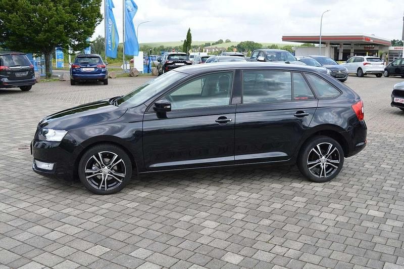 Gebraucht Skoda Rapid Ambition 90 PS (66 kW) 2017 Cerna magic/black magic Kleinwagen