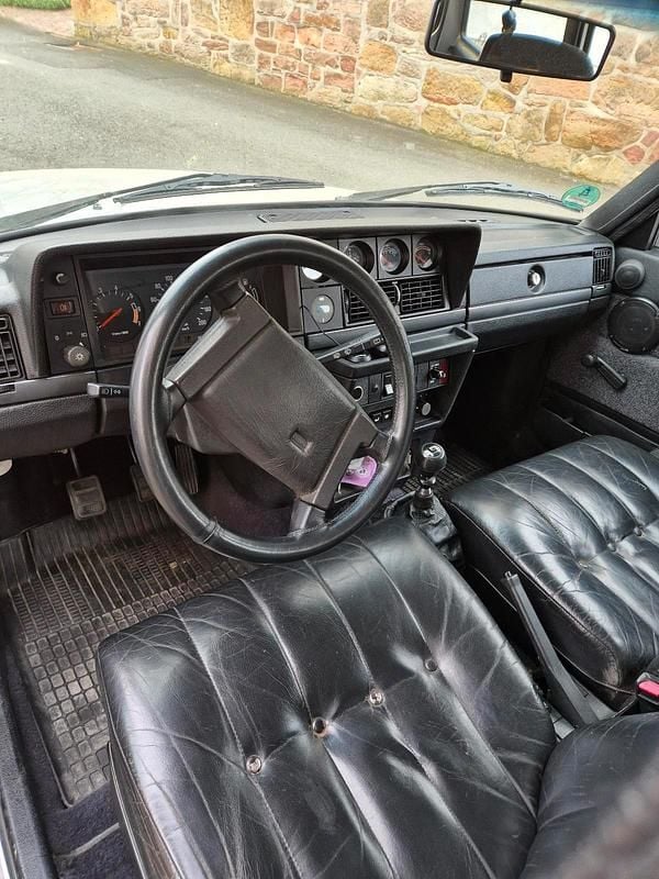 Gebraucht Volvo 240 115 PS (84 kW) 1989 Silber Kombi