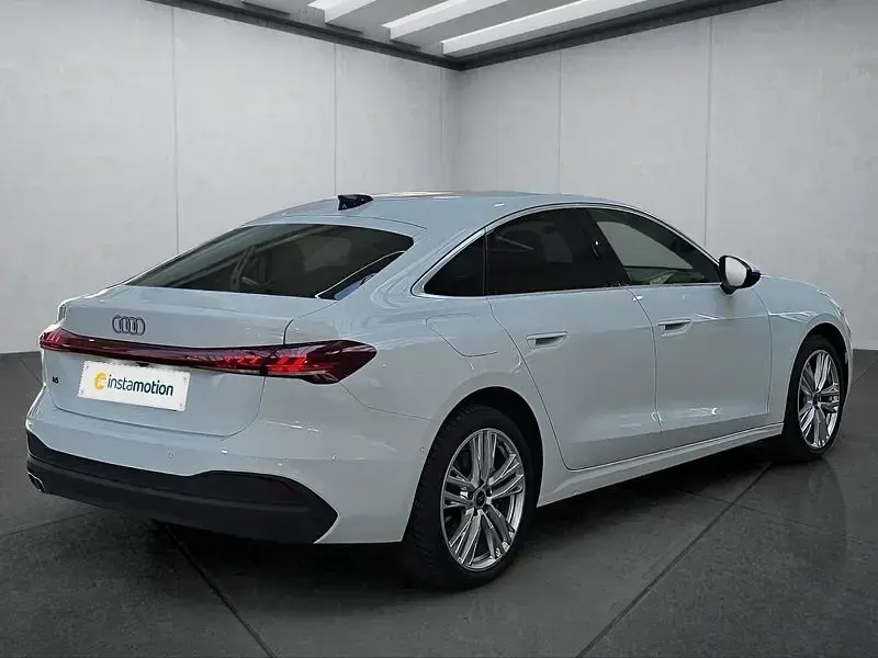 Gebraucht Audi A5 204 PS (150 kW) 2025 Weiß Limousine