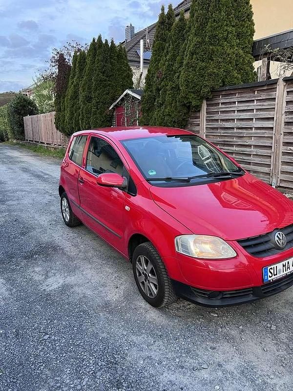 Usado VW Fox 54 HP (39 kW) 2006 Vermelho Citadino