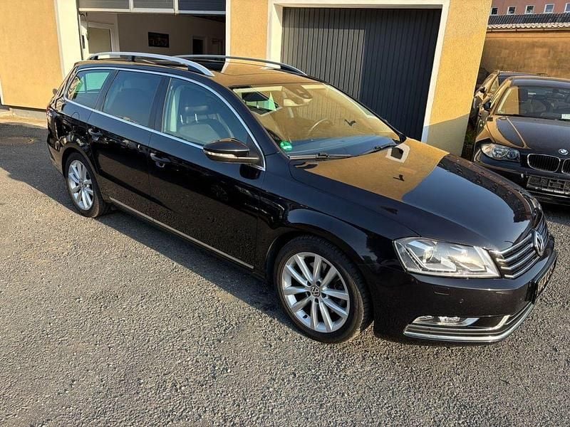 Gebraucht VW Passat Highline 177 PS (130 kW) 2014 Schwarz Kombi