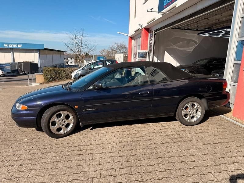 Gebraucht Chrysler Stratus 163 PS (119 kW) 1999 Violet Cabrio