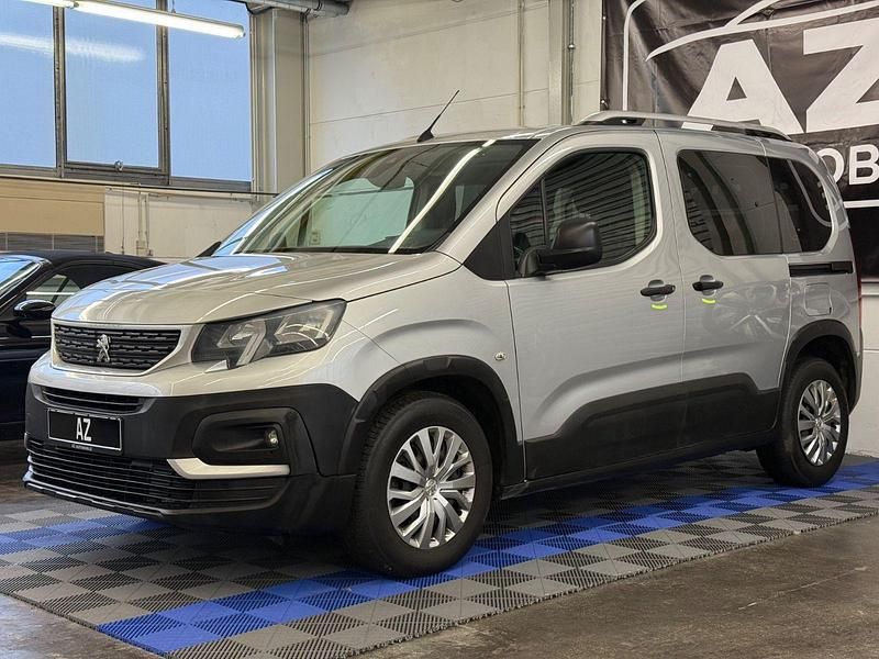 Gebraucht Peugeot Rifter Active 131 PS (96 kW) 2019 Silber Van / Kleinbus