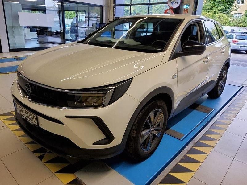Jadeweiß Gebraucht 2022 Opel Grandland X Business Edition SUV | 15.880 € (Superpreis) - Bild 1/3