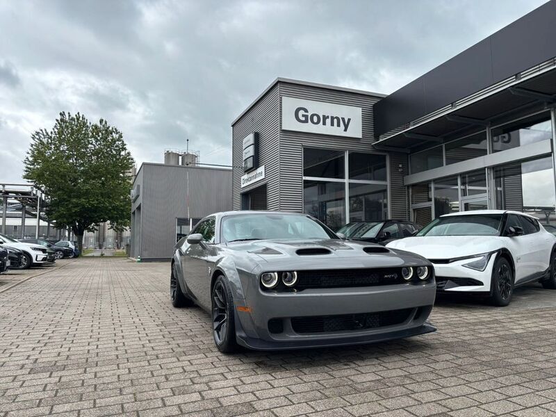 Grau Neu 2025 Dodge Challenger Coupé | 88.500 € (Superpreis) - Bild 1/4