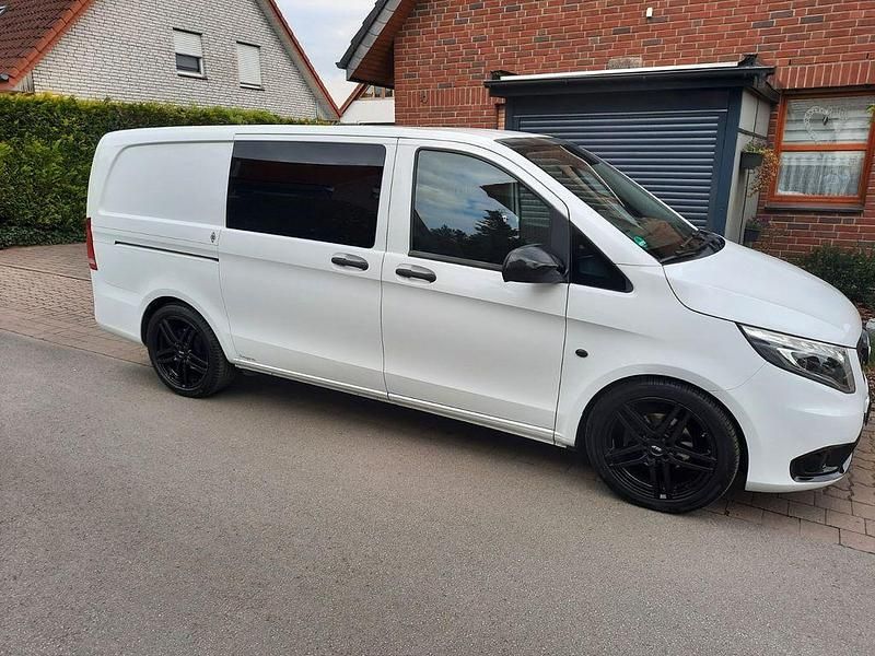 Gebraucht Mercedes Vito 163 PS (119 kW) 2017 Weiß Van