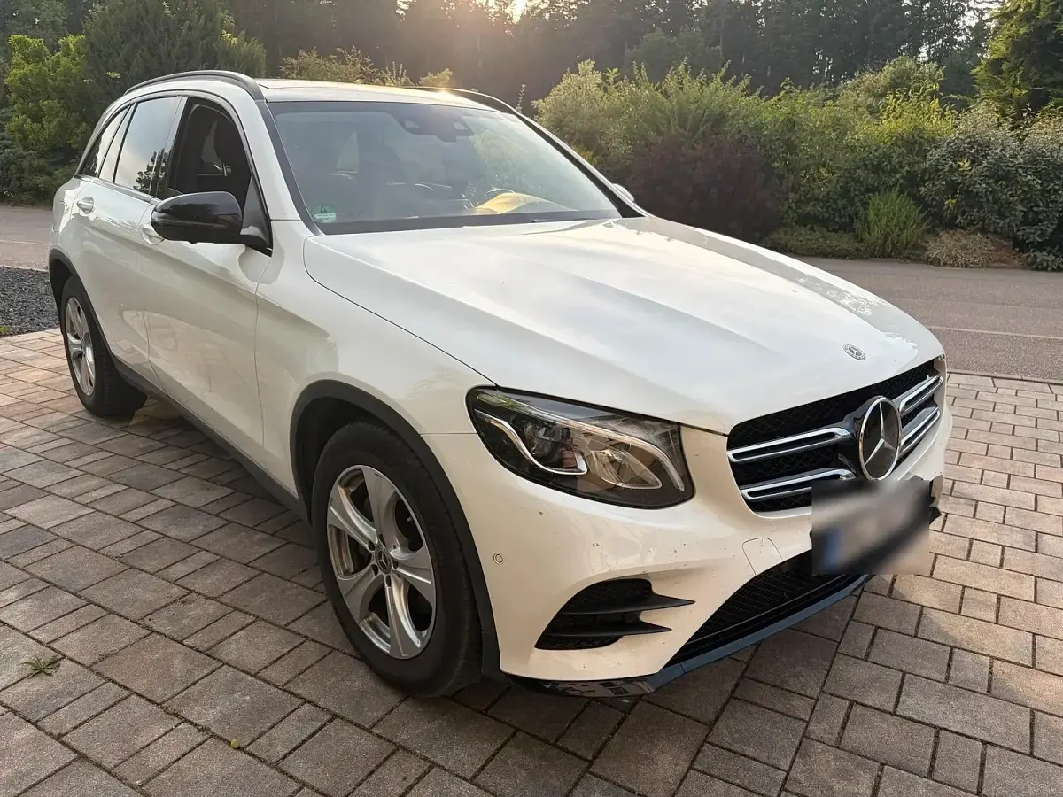 Gebraucht Mercedes GLC220 AMG Edition 170 PS (125 kW) 2017 Weiß SUV