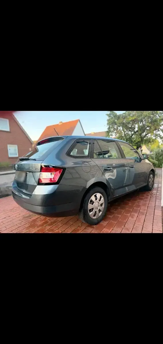 Gebraucht Skoda Fabia 75 PS (55 kW) 2017 Grau Kombi