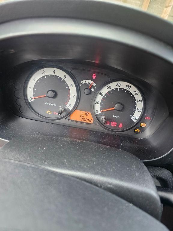 Rot Gebraucht 2010 Kia Picanto Kleinwagen | 3.900 € (Teuer) - Bild 1/1