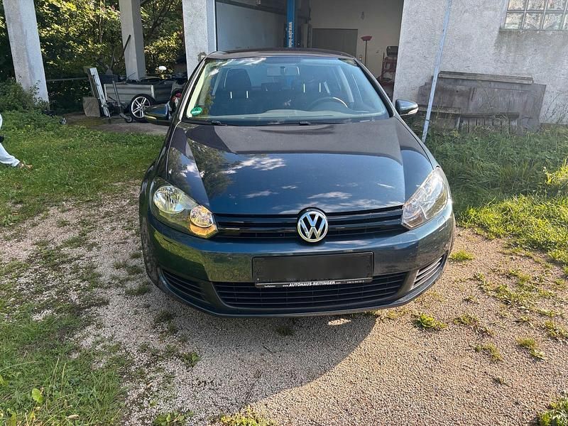 Blau Gebraucht 2010 VW Golf VI Limousine | 2.650 € (Superpreis) - Bild 1/4