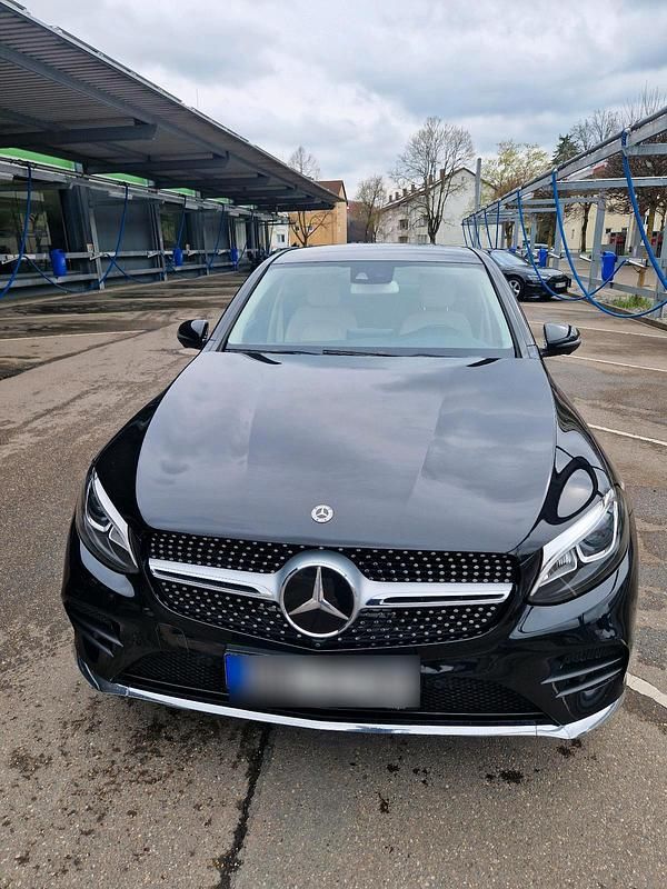 Gebraucht Mercedes GLC250 204 PS (150 kW) 2017 Schwarz Coupé