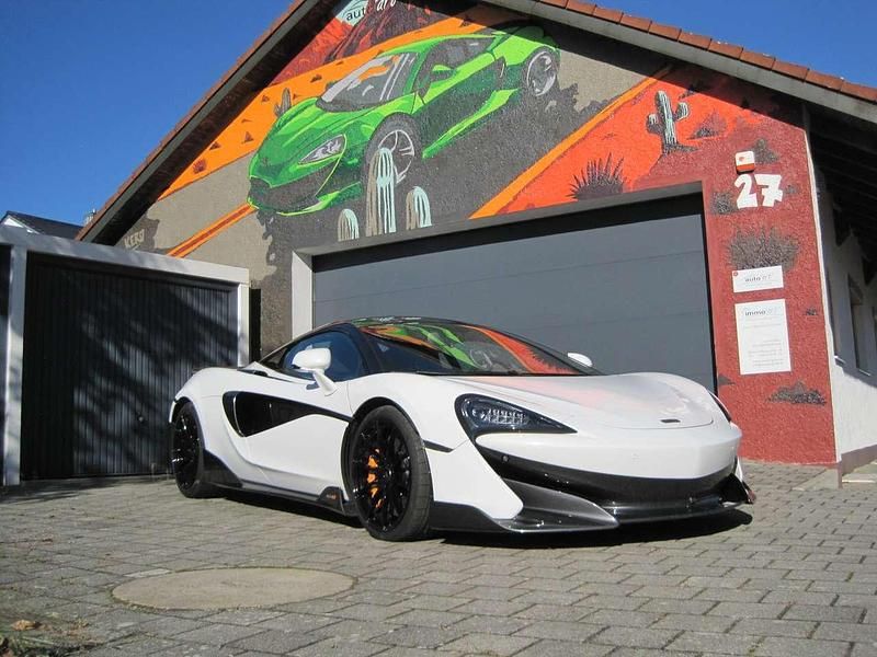 Weiß Gebraucht 2019 McLaren 600LT Coupé | 249.999 € - Bild 1/4
