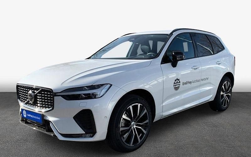 Gebraucht Volvo XC60 Plus 198 PS (145 kW) 2022 Andere farbe SUV