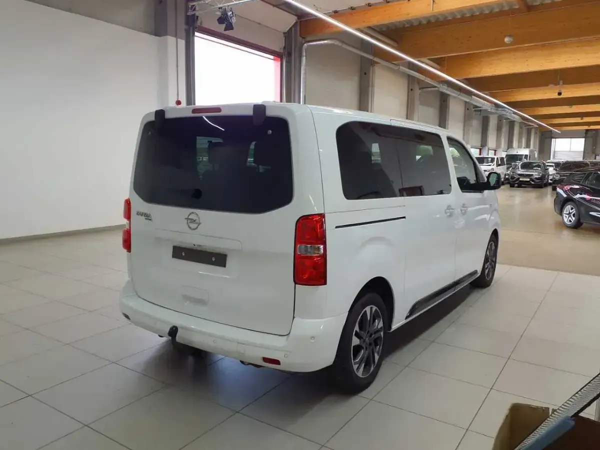 Gebraucht Opel Zafira Life Innovation 177 PS (130 kW) 2020 Jade weiß Van / Kleinbus