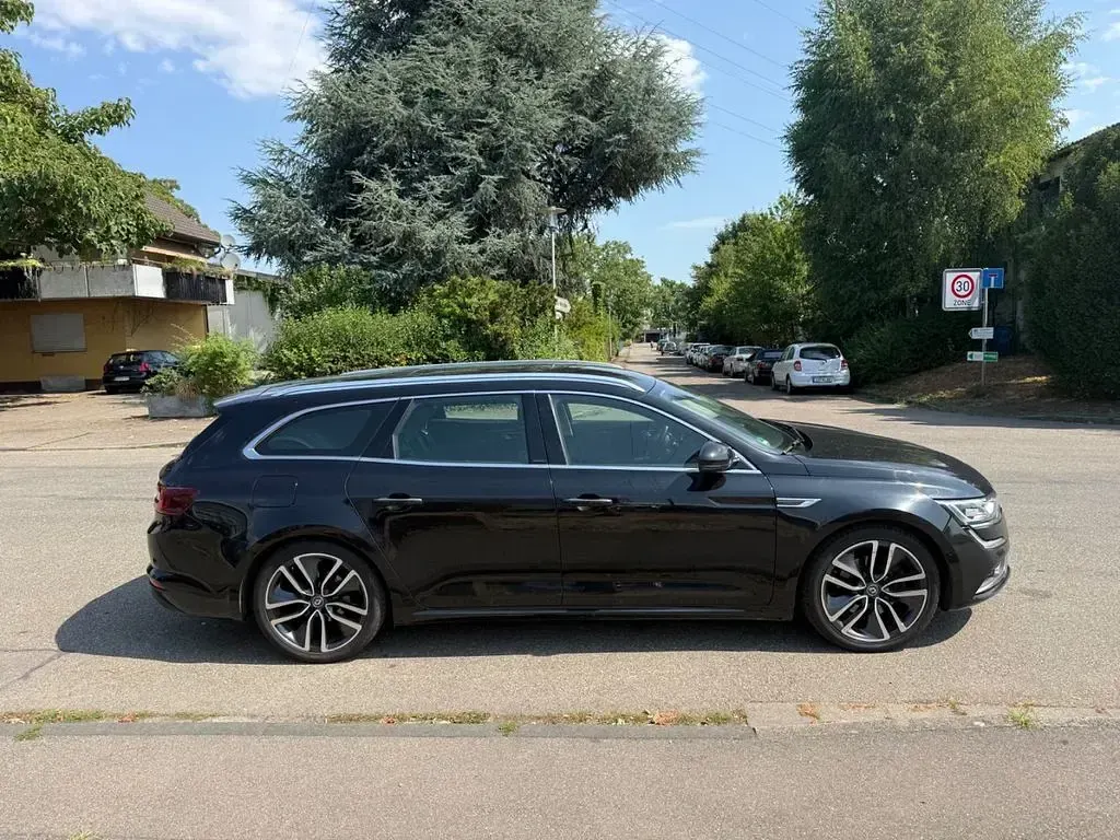 Gebraucht Renault Talisman GrandTour Intens 160 PS (117 kW) 2017 Schwarz Kombi