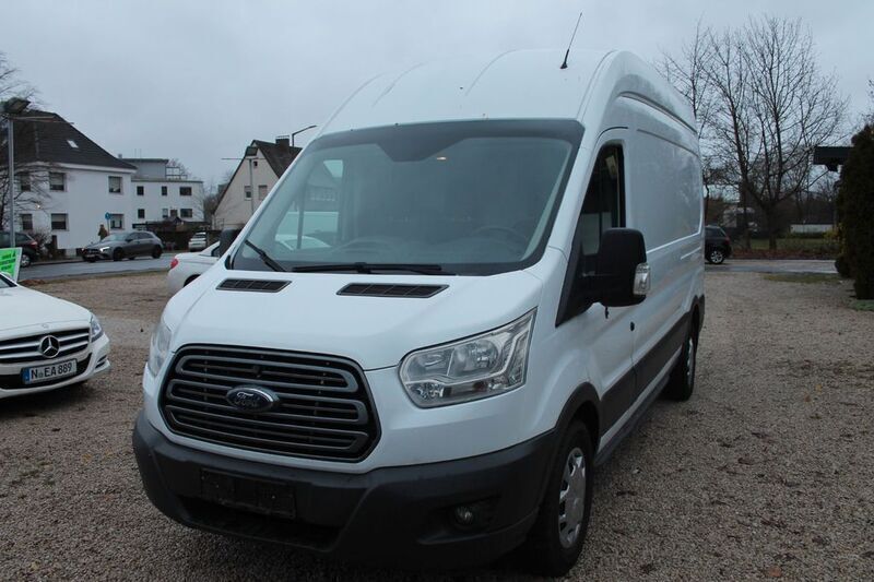 Weiß Gebraucht 2016 Ford Transit Trend Van / Kleinbus | 13.500 € (Etwas zu teuer) - Bild 1/4