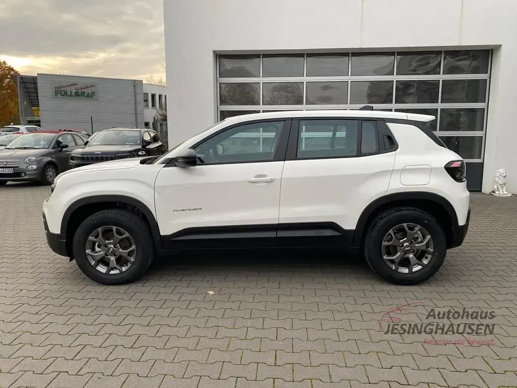 Neu Jeep Avenger Longitude 101 PS (74 kW) 2025 Weiss SUV