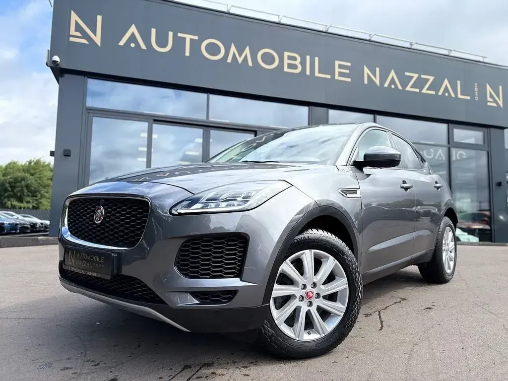 Käytetty Jaguar E-Pace R 249 HP (183 kW) 2018 Harmaa Katumaasturi