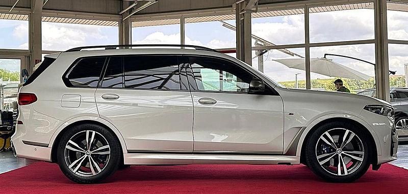 Gebraucht BMW X7 Performance 400 PS (294 kW) 2020 Mineralweiss metallic SUV
