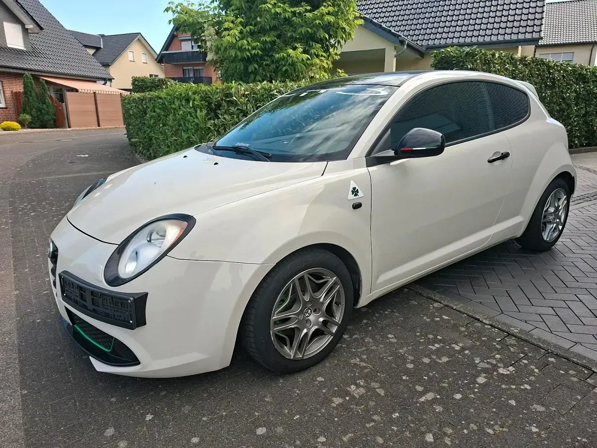 Gebraucht Alfa Romeo MiTo 135 PS (99 kW) 2012 Weiß Kleinwagen