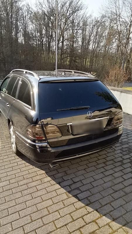 Gebraucht Mercedes E280 190 PS (139 kW) 2007 Schwarz Kombi