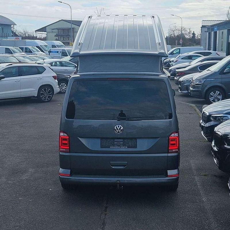 Gebraucht VW California Beach 199 PS (146 kW) 2019 Indiumgrau metallic Van