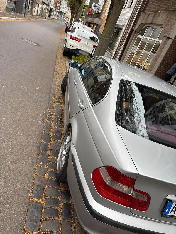 Gebraucht BMW 320 170 PS (125 kW) 2002 Grau Limousine