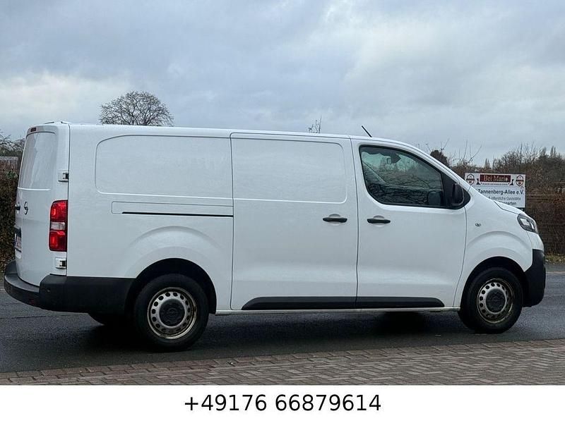 Gebraucht Opel Vivaro Edition 122 PS (89 kW) 2021 Weiß Van / Kleinbus