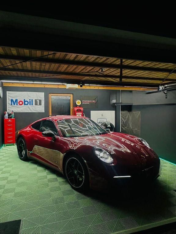 Schwarz Gebraucht 2020 Porsche 911 Carrera Coupé | 106.999 € (Fairer Preis) - Bild 1/4