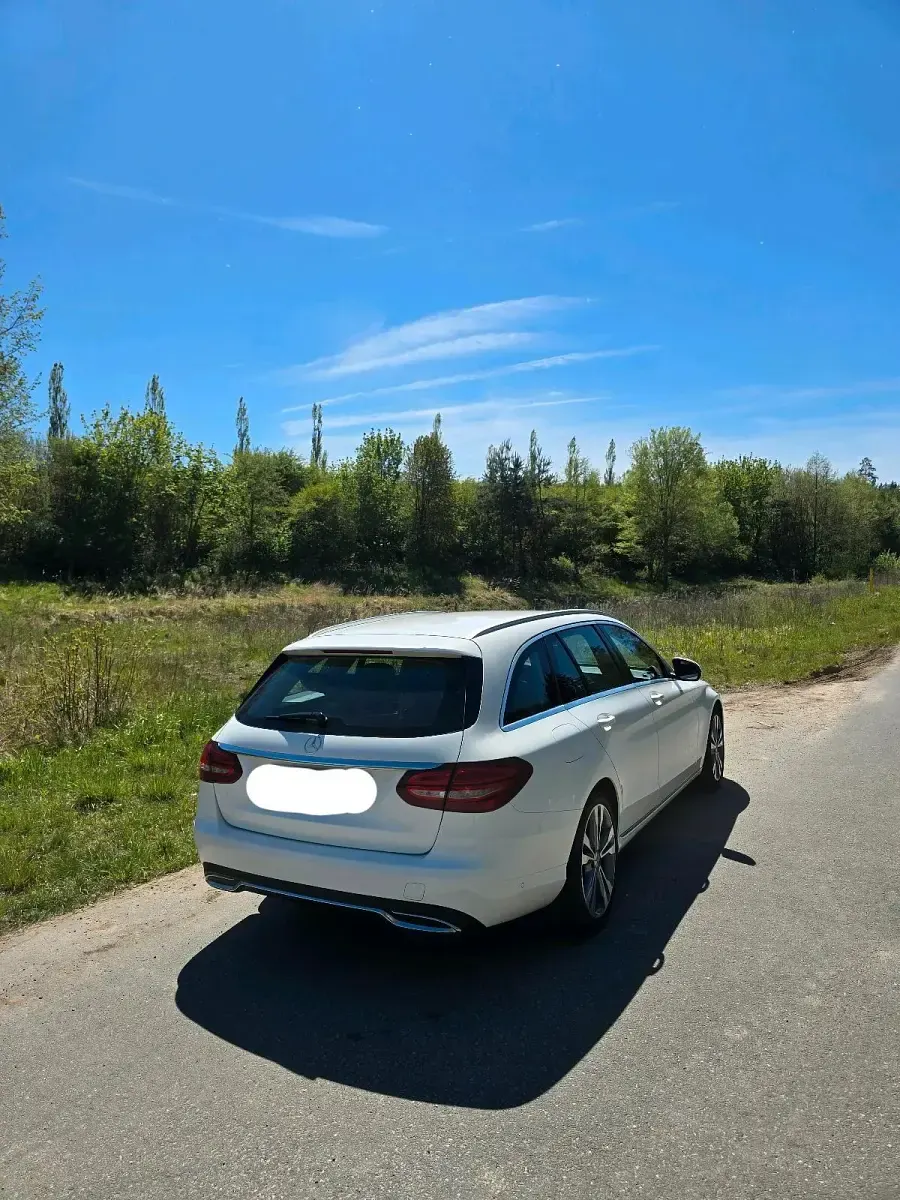 Gebraucht Mercedes C220 170 PS (125 kW) 2017 Weiß Kombi