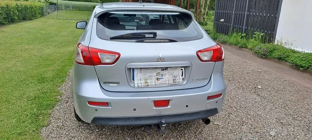Gebraucht Mitsubishi Lancer Inform 143 PS (105 kW) 2009 Silber Limousine