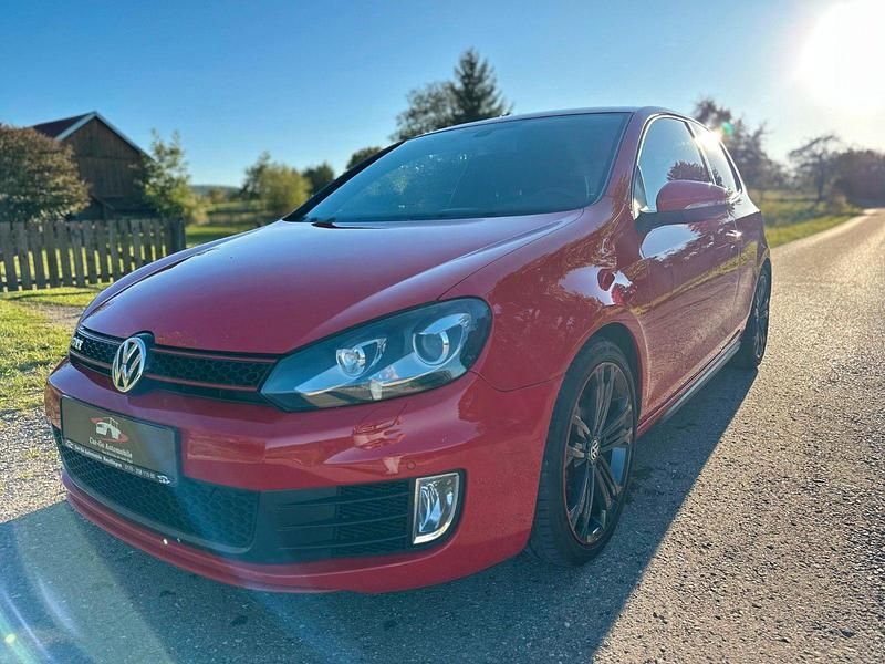 Gebraucht VW Golf GTI 211 PS (155 kW) 2010 Rot Coupé