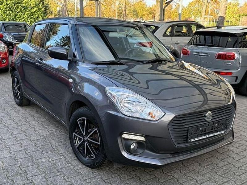 Grau Gebraucht 2019 Suzuki Swift Comfort Limousine | 11.990 € (Fairer Preis) - Bild 1/4