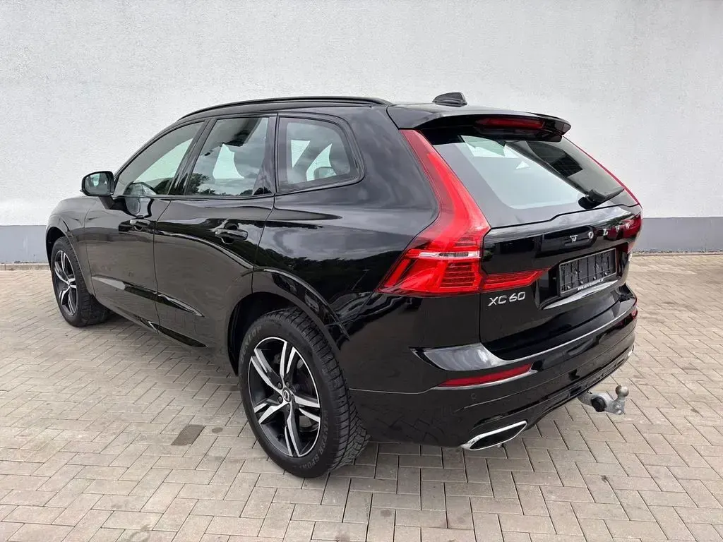 Gebraucht Volvo XC60 R-Design 197 PS (144 kW) 2019 Schwarz SUV