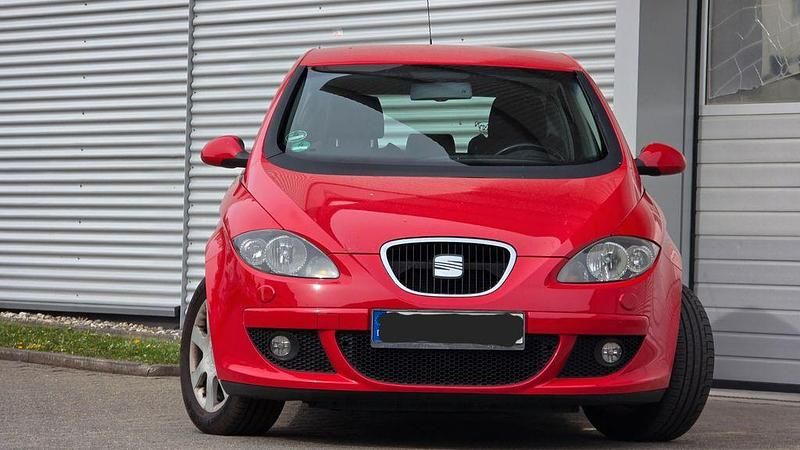 Gebraucht Seat Altea Stylance 140 PS (102 kW) 2004 Rot Van / Kleinbus