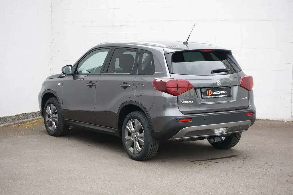 Neu Suzuki Vitara Comfort 110 PS (80 kW) 2026 Grau SUV