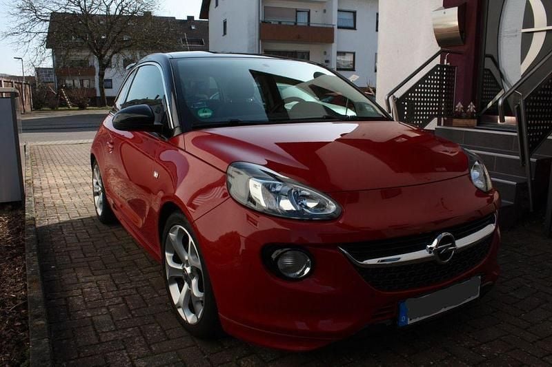 Gebraucht Opel Adam S 150 PS (110 kW) 2015 Rot Kleinwagen