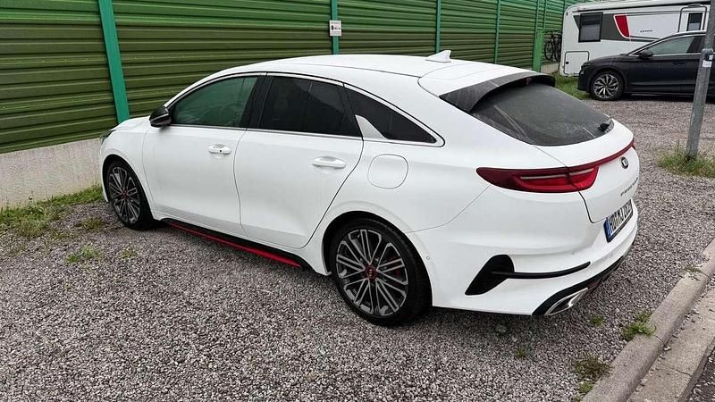 Weiß Gebraucht 2019 Kia ProCeed GT Kombi | 21.490 € (Fairer Preis) - Bild 1/4