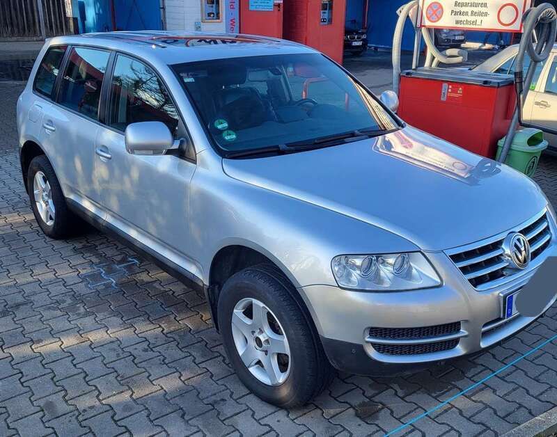 Gebraucht 2005 VW Touareg Individual SUV | 4.100 € (Etwas zu teuer) - Bild 1/4