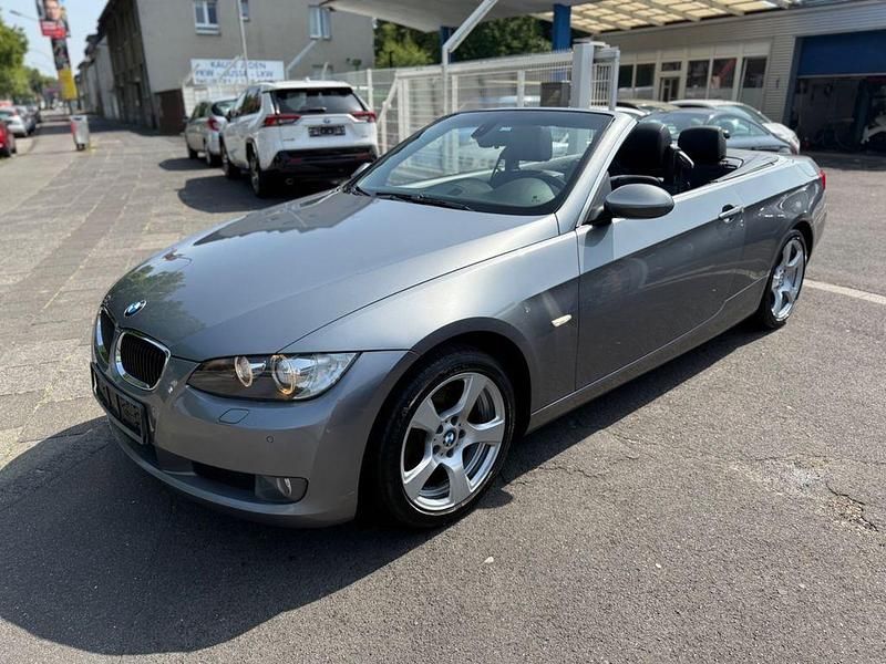Grau Gebraucht 2008 BMW 320 Cabriolet Cabrio | 5.990 € (Guter Preis) - Bild 1/4