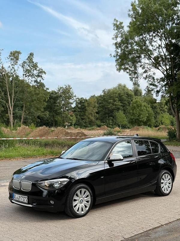 Schwarz Gebraucht 2014 BMW 114 Kleinwagen | 7.999 € (Etwas zu teuer) - Bild 1/4