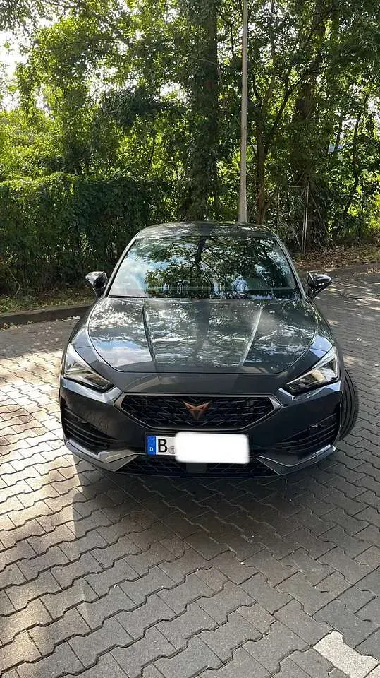 Używany Cupra Leon VZ3 300 KM (220 kW) 2023 Kombi