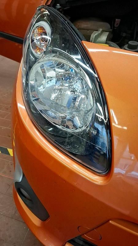 Gebraucht Renault Twingo 2010 Orange Kleinwagen