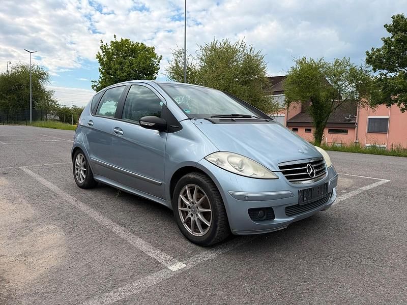 Gebraucht Mercedes A180 110 PS (80 kW) 2008 Blau Kombi