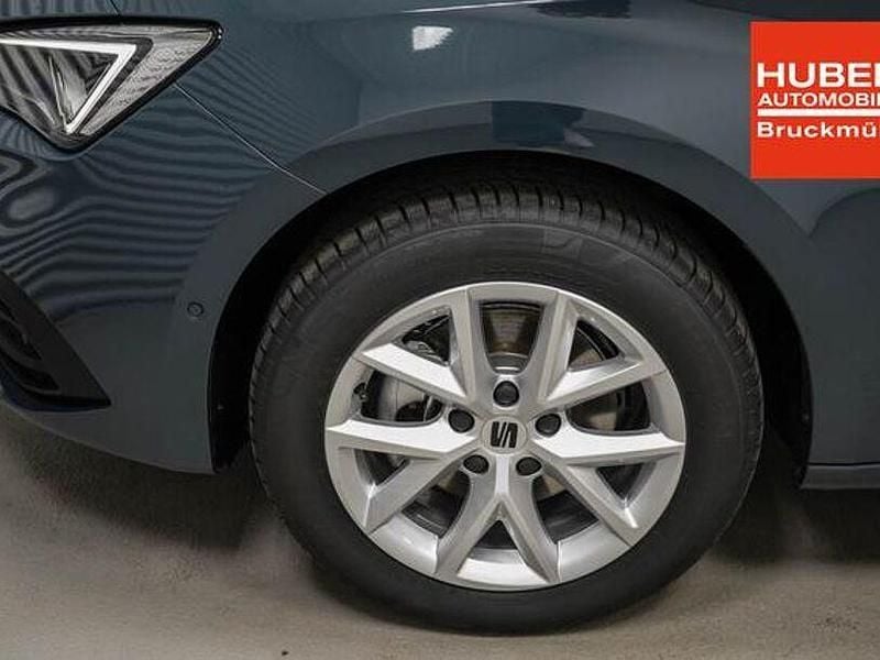 Neu Seat Leon Style 116 PS (85 kW) 2025 Fjord blau uni (9k) fjord blau uni (9k) Limousine