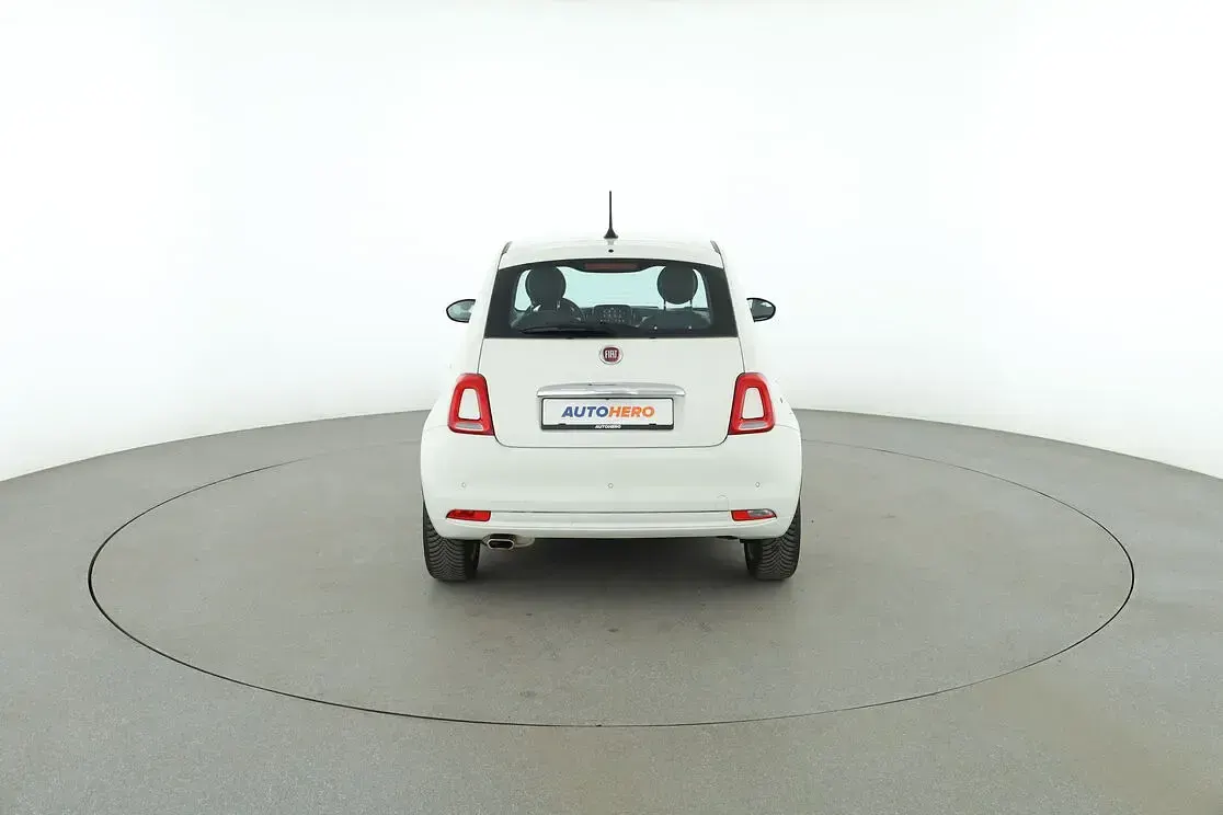 Gebraucht Fiat 500 Lounge 69 PS (50 kW) 2021 Weiß Limousine