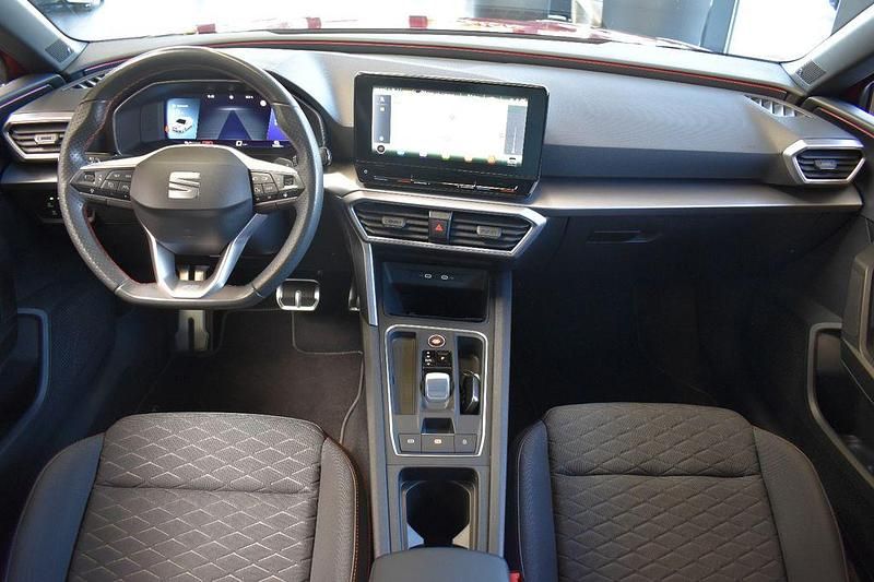 Gebraucht Seat Leon Beats 150 PS (110 kW) 2022 Rot Limousine